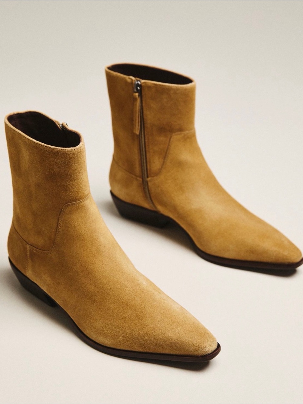 🆕 Reformation Dominique Boots in Hazel Suede, sz. 10